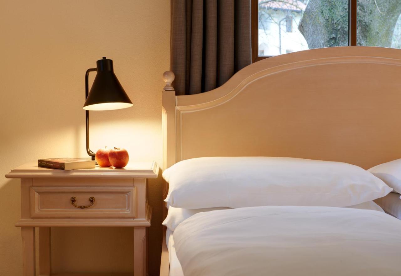 Historic Guesthouse Bircher B&B Apartments Near Sterzing 프라인펠트 외부 사진