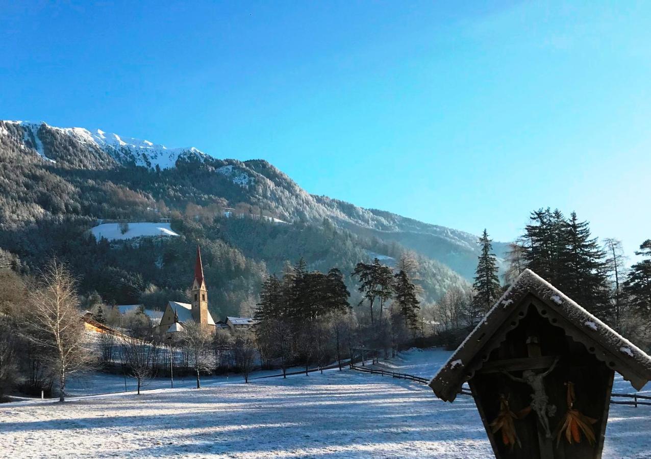 Historic Guesthouse Bircher B&B Apartments Near Sterzing 프라인펠트 외부 사진